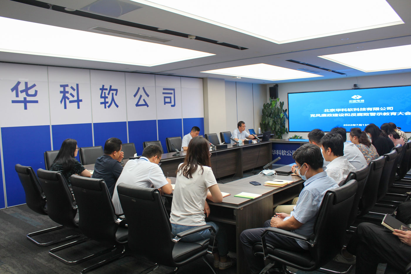 h07142.jpg h07142.jpg